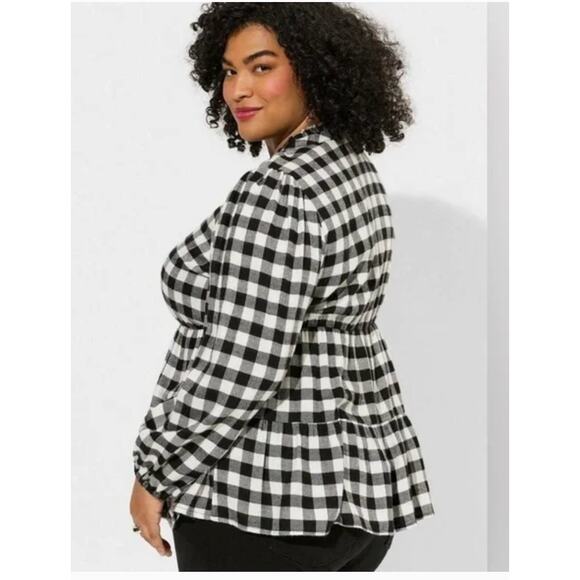Torrid. Babydoll Brushed Flannel Ruffle Collar Top Size 3 - Picture 2 of 10